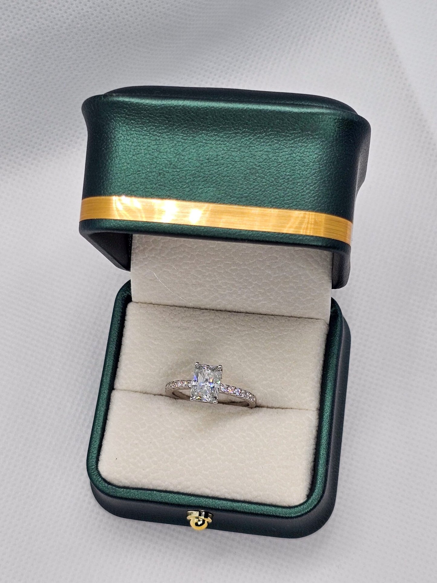 טבעת רדיאנט