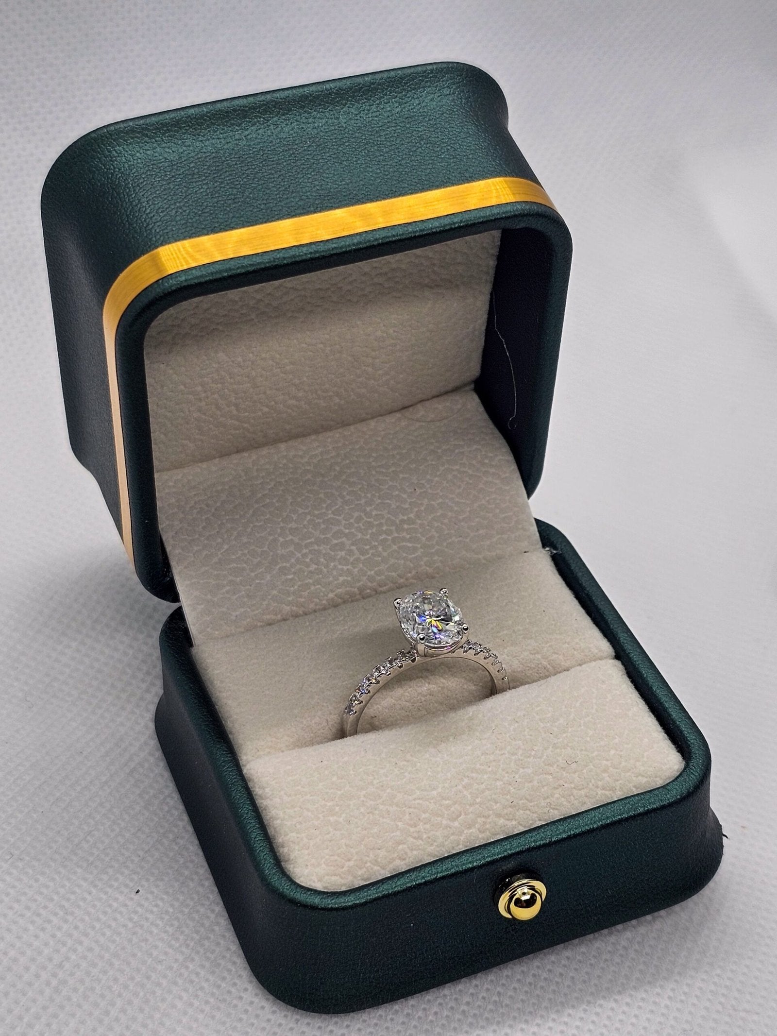 טבעת Oval Side-Sparkle