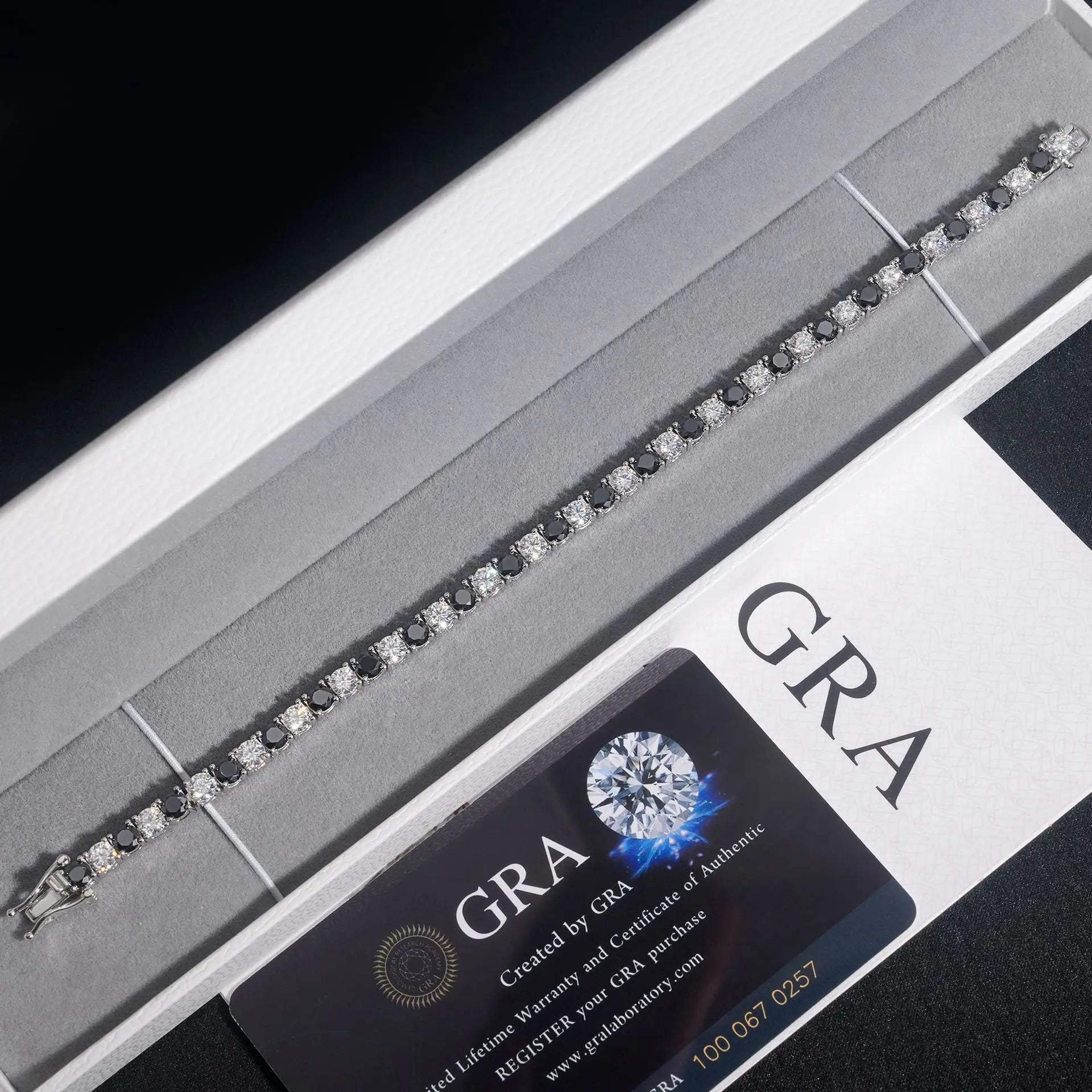 צמיד Black & White Tennis